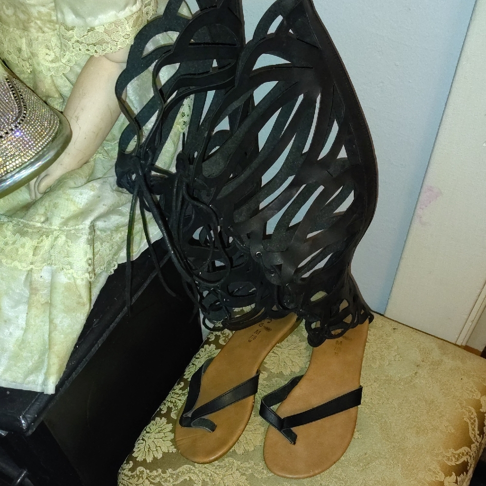 Elegant Black Strappy Sandals